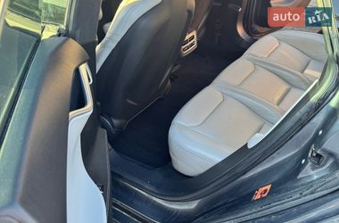 Лифтбек Tesla Model S 2015 в Мерефа