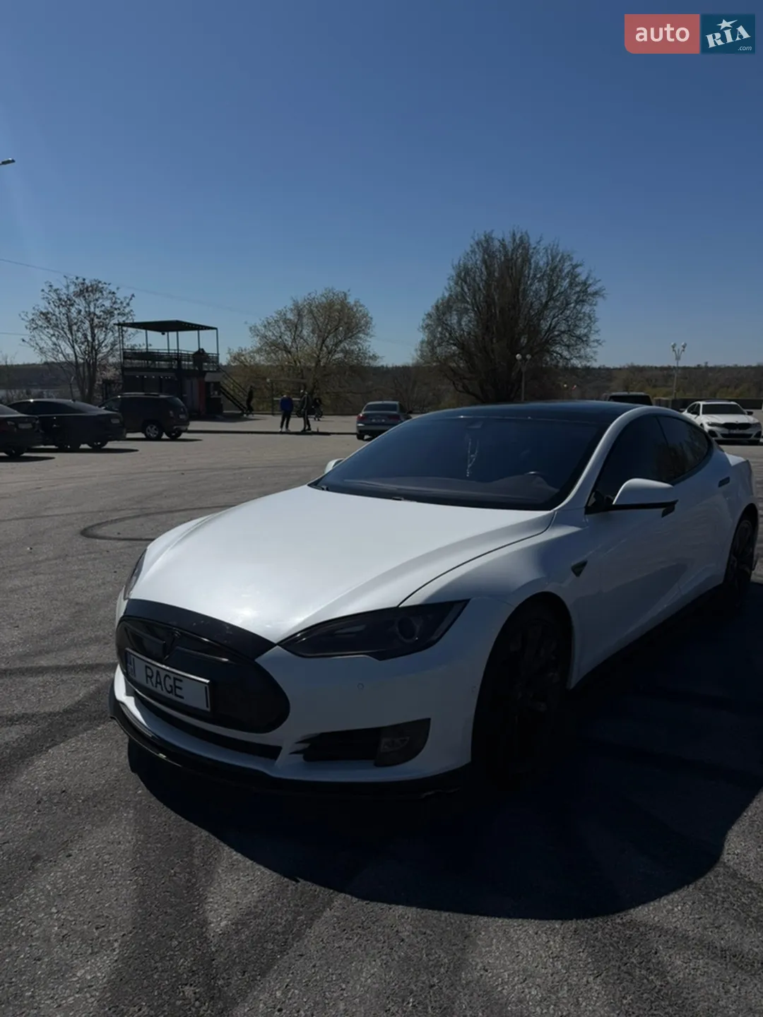 2015 Tesla Model S - мініатюра 10