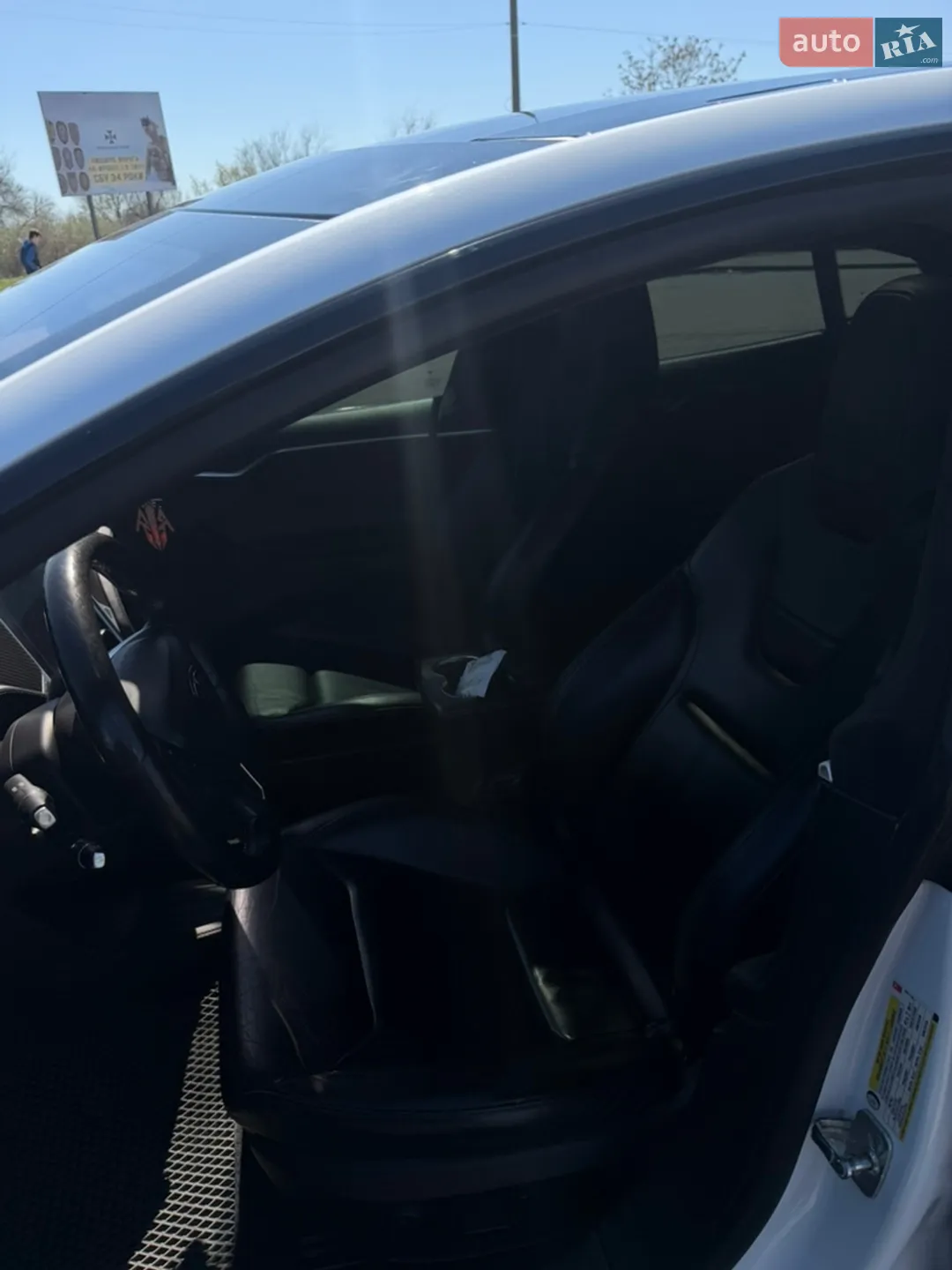 2015 Tesla Model S - мініатюра 15