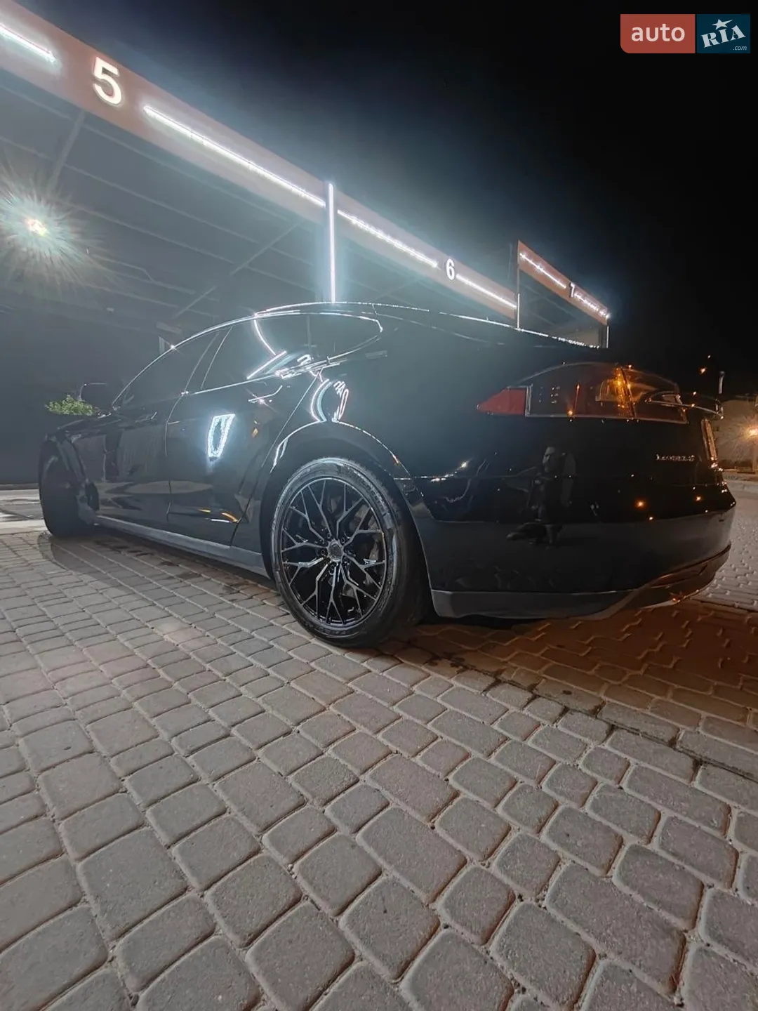 2014 Tesla Model S - мініатюра 12