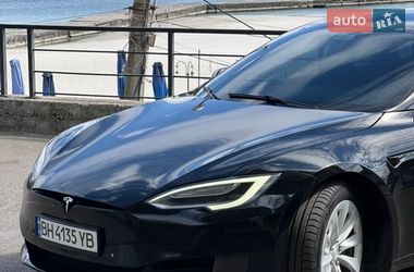 Ліфтбек Tesla Model S 2017 в Одесі