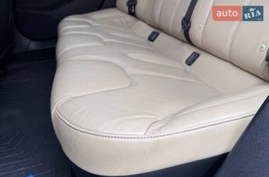 Лифтбек Tesla Model S 2015 в Виннице