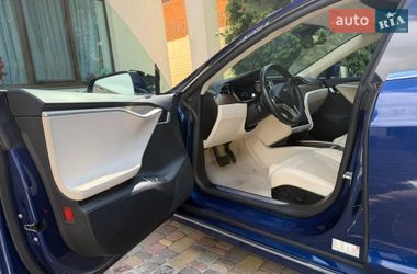 Лифтбек Tesla Model S 2018 в Харькове