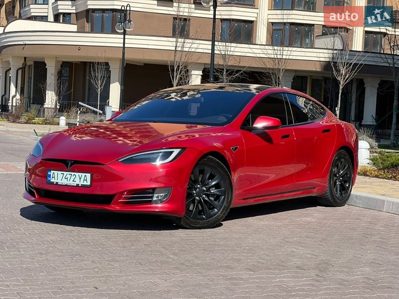 Ліфтбек Tesla Model S 2016 в Софіївській Борщагівці фото 8 Ліфтбек Tesla Model S 2016 в Софіївській Борщагівці