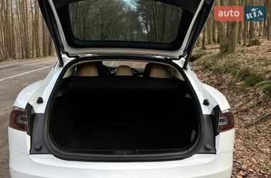 Ліфтбек Tesla Model S 2015 в Кропивницькому