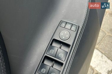 Лифтбек Tesla Model S 2017 в Львове