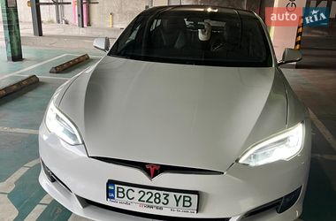 Лифтбек Tesla Model S 2020 в Львове