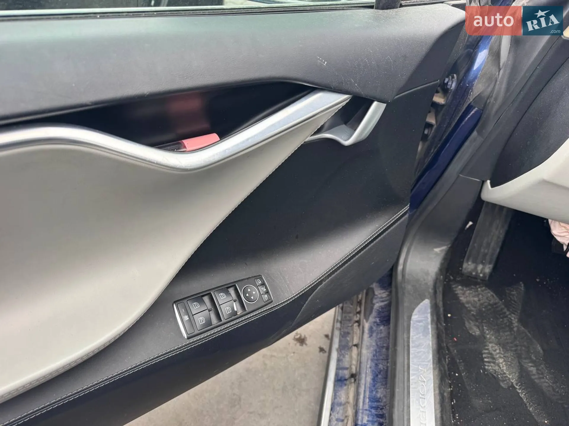 2016 Tesla Model S - мініатюра 11