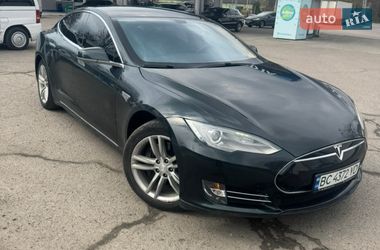Ліфтбек Tesla Model S 2012 в Львові