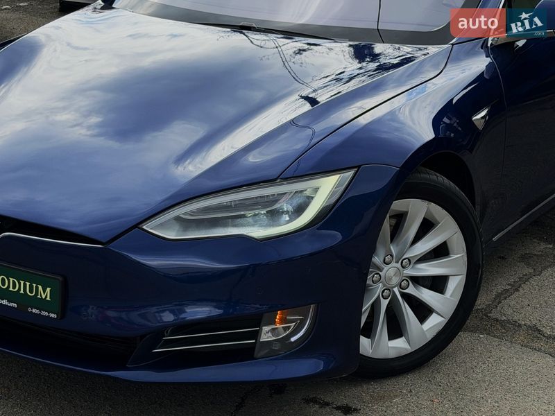Ліфтбек Tesla Model S 2018 в Києві фото 10 Ліфтбек Tesla Model S 2018 в Києві