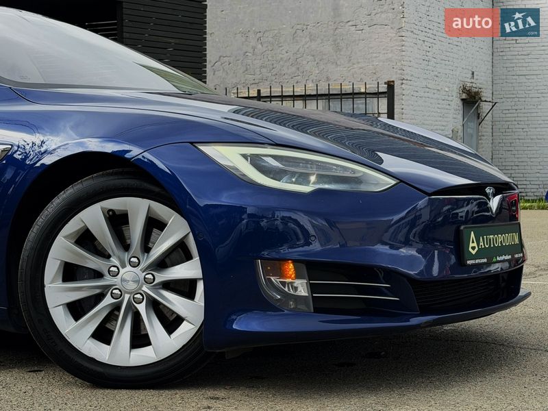 Ліфтбек Tesla Model S 2018 в Києві фото 12 Ліфтбек Tesla Model S 2018 в Києві