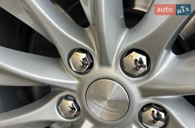 Лифтбек Tesla Model S 2016 в Ивано-Франковске