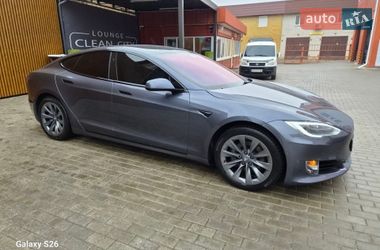 Ліфтбек Tesla Model S 2019 в Сумах