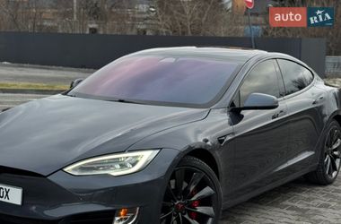 Ліфтбек Tesla Model S 2019 в Дніпрі