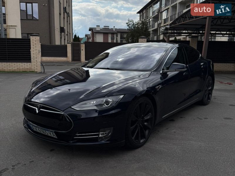 Лифтбек Tesla Model S 2013 в Харькове