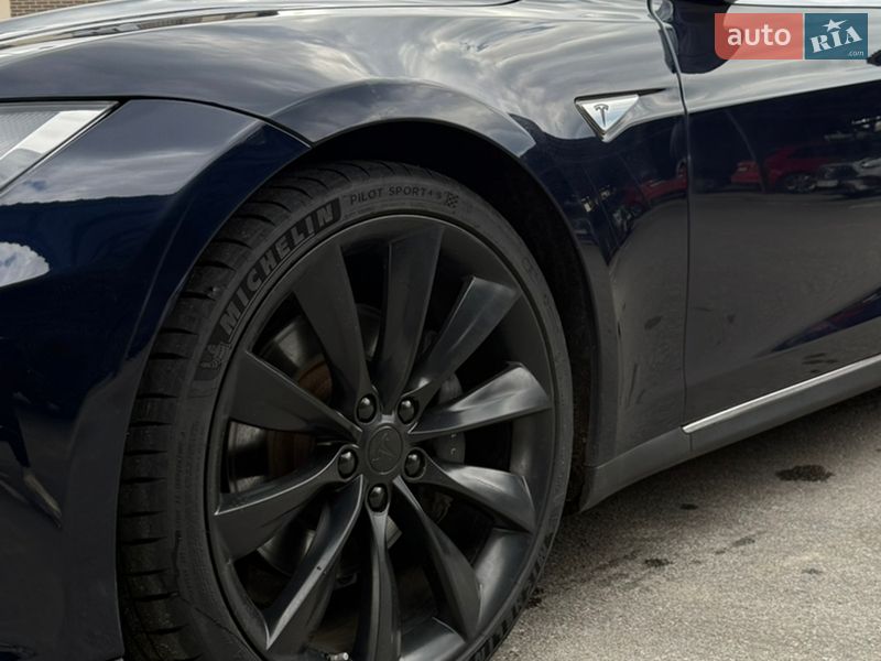 Лифтбек Tesla Model S 2013 в Харькове