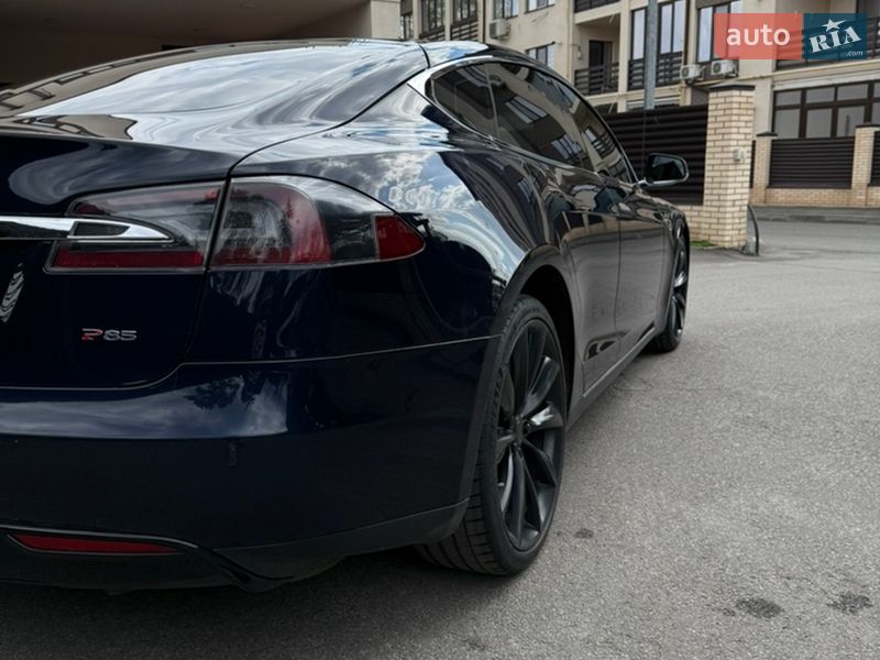Лифтбек Tesla Model S 2013 в Харькове