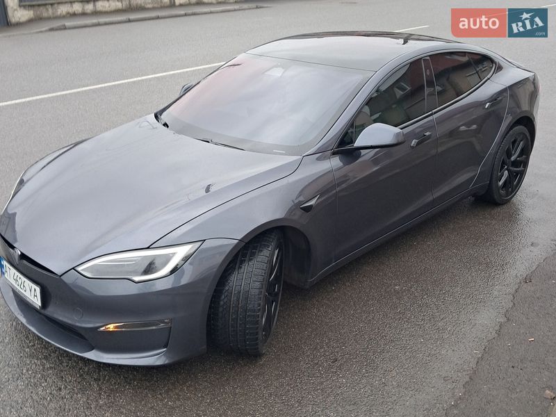 Лифтбек Tesla Model S 2021 в Коломые