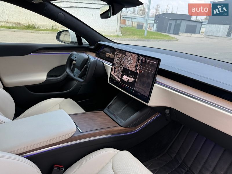 Ліфтбек Tesla Model S 2021 в Києві