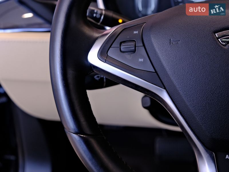 Лифтбек Tesla Model S 2014 в Одессе фото 22 Лифтбек Tesla Model S 2014 в Одессе
