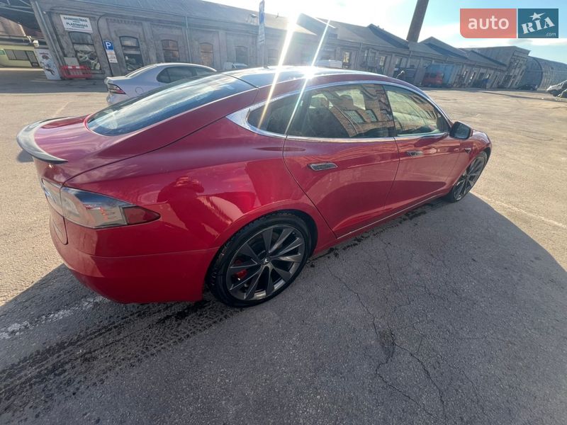 Ліфтбек Tesla Model S 2020 в Одесі фото 3 Ліфтбек Tesla Model S 2020 в Одесі