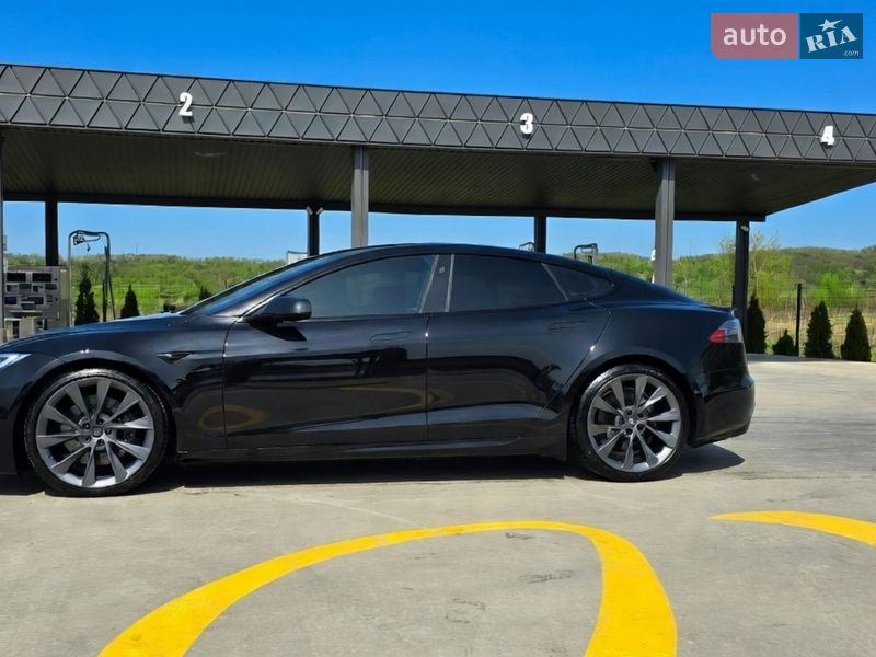 Ліфтбек Tesla Model S 2021 в Тячеві