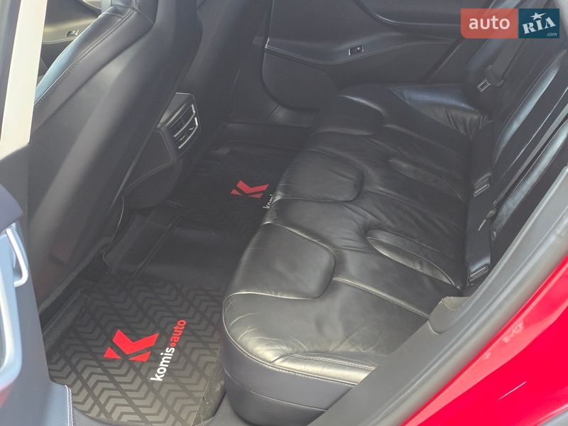 Ліфтбек Tesla Model S 2014 в Хмельницькому фото 64 Ліфтбек Tesla Model S 2014 в Хмельницькому