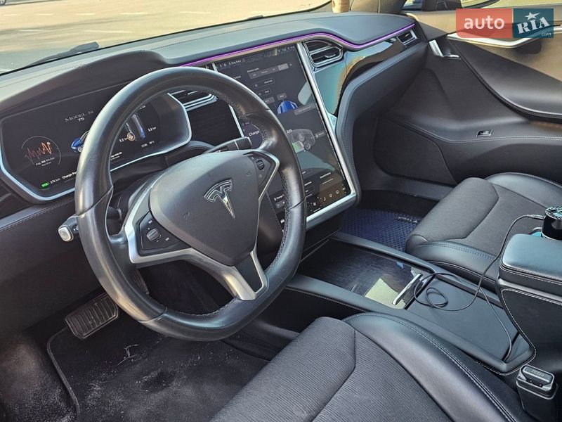 Ліфтбек Tesla Model S 2017 в Броварах