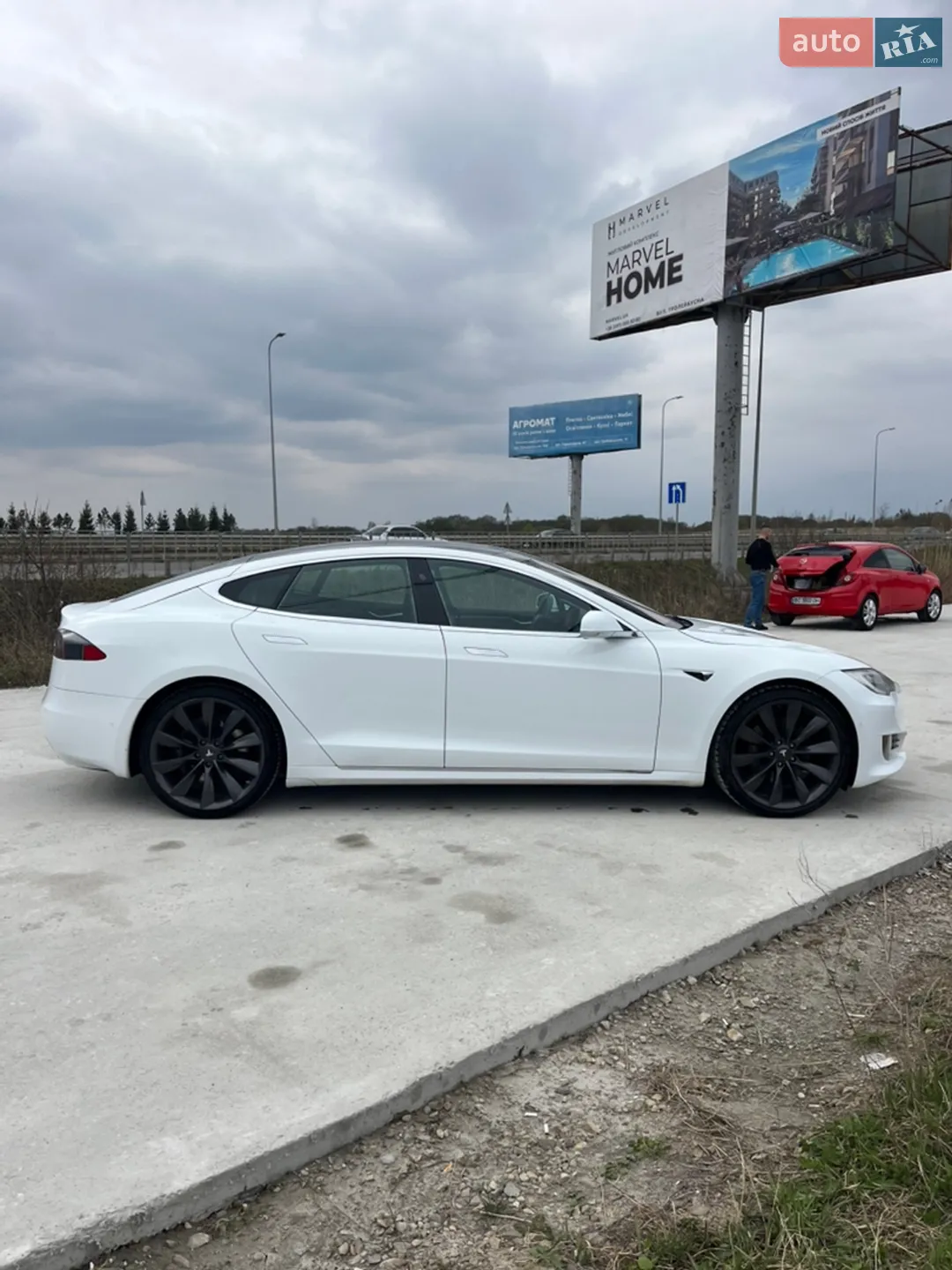 2016 Tesla Model S - мініатюра 12