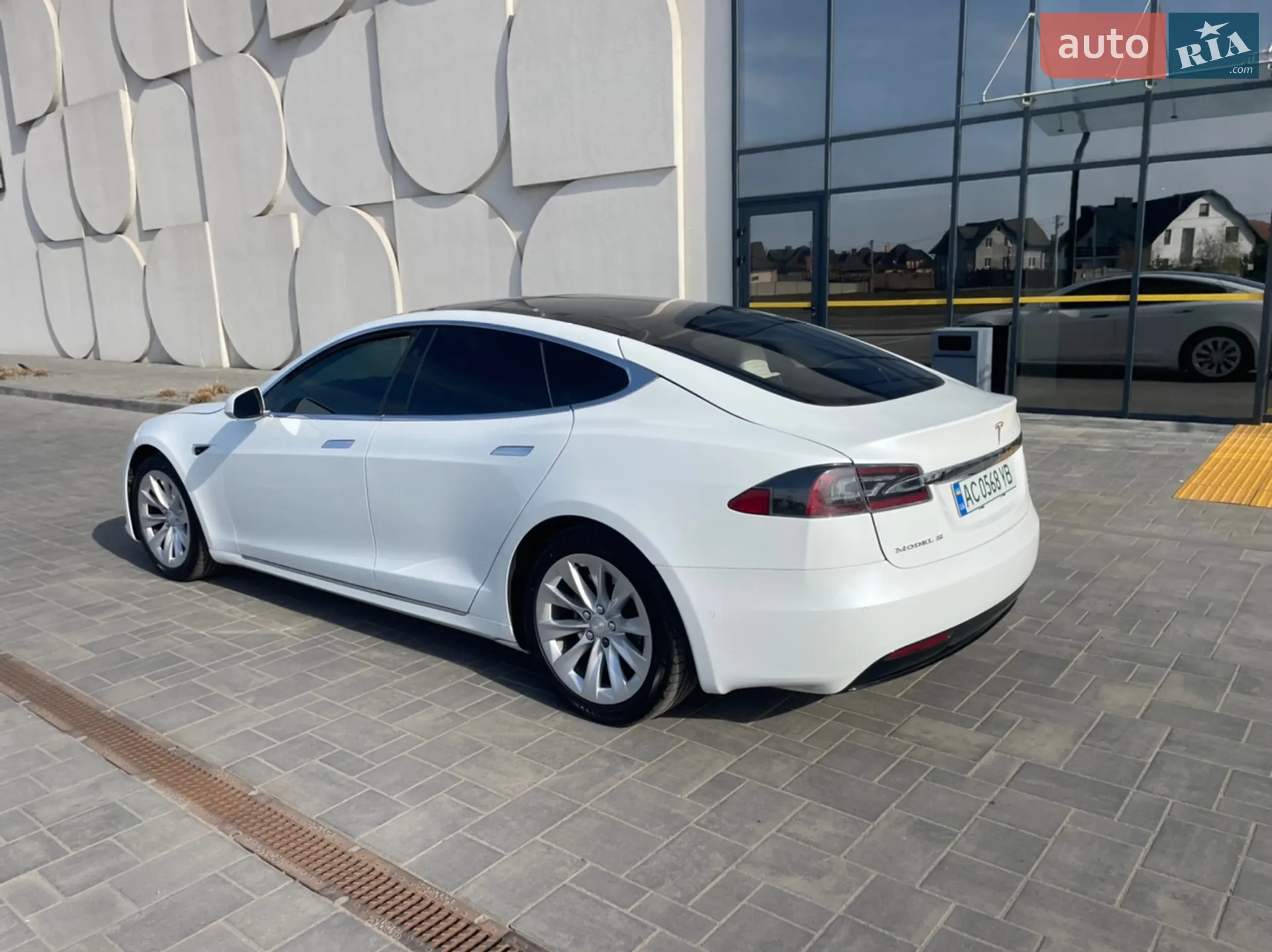 2018 Tesla Model S - мініатюра 4