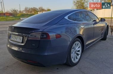 Ліфтбек Tesla Model S 2016 в Миколаєві