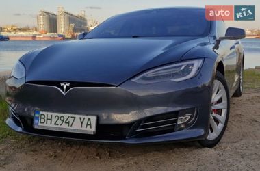 Ліфтбек Tesla Model S 2016 в Миколаєві