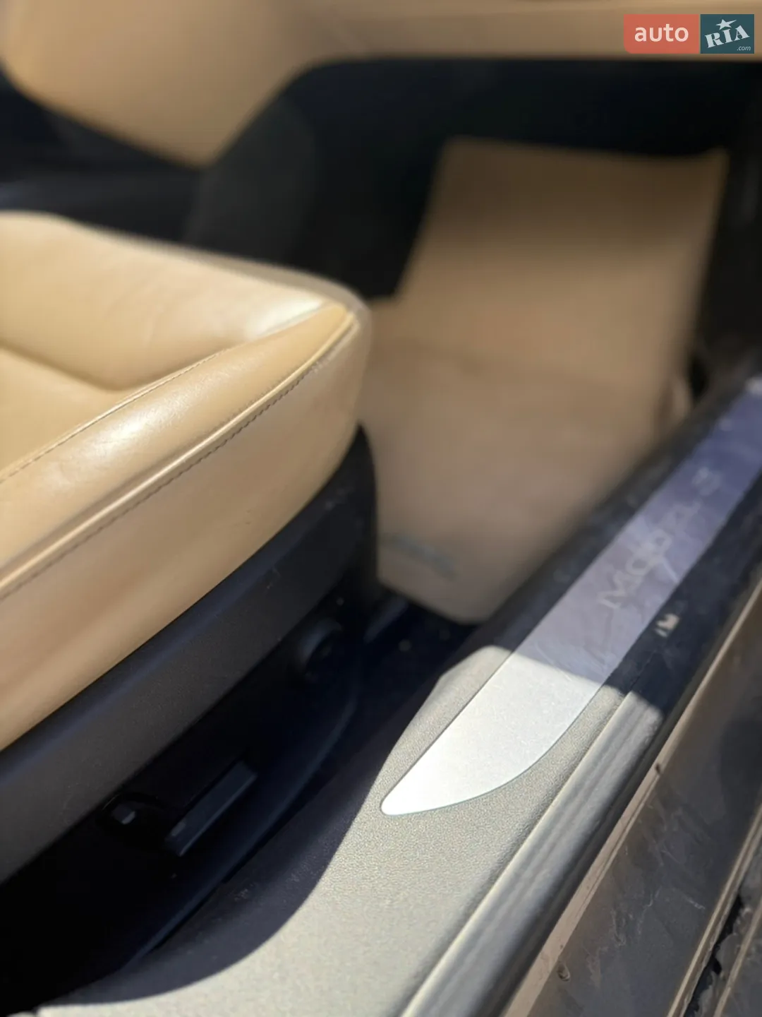 2015 Tesla Model S - мініатюра 27