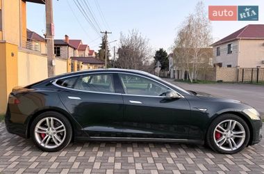 Ліфтбек Tesla Model S 2014 в Одесі