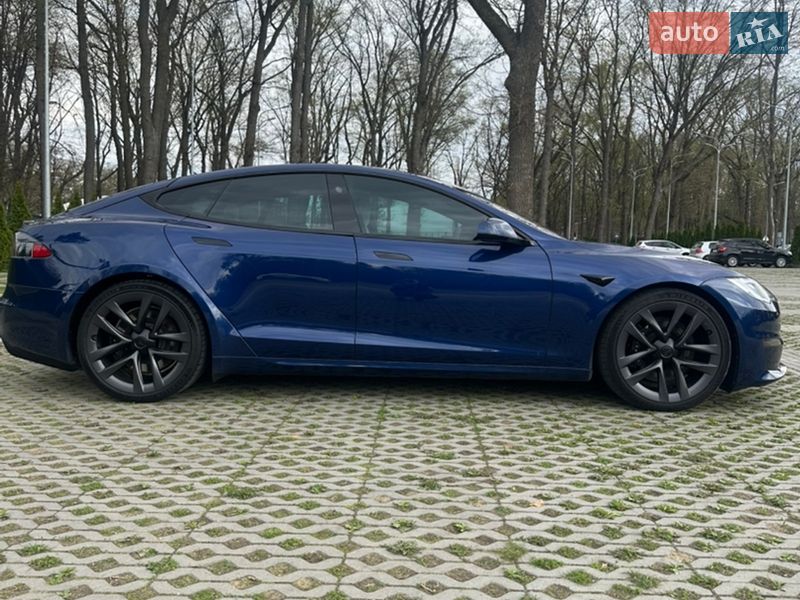 Tesla Model S 2022