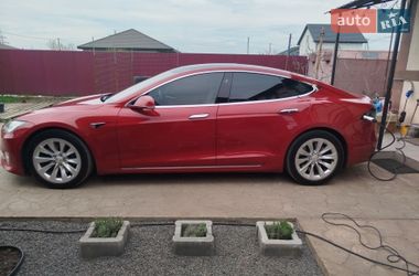 Лифтбек Tesla Model S 2017 в Одессе