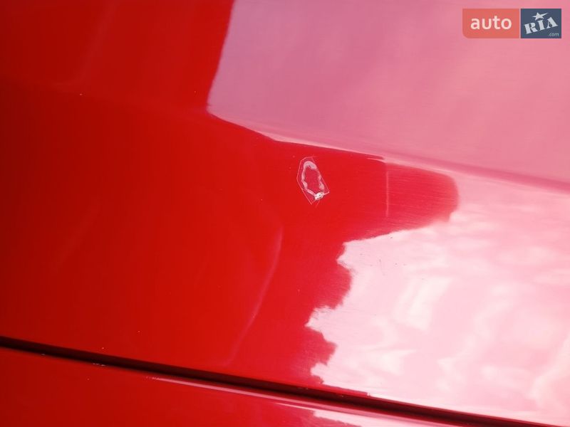 Лифтбек Tesla Model S 2017 в Сходнице