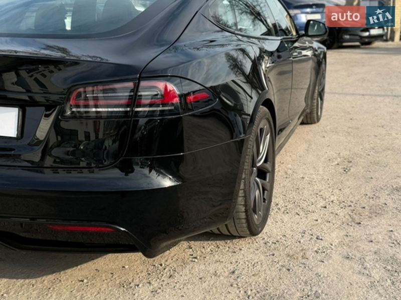 Лифтбек Tesla Model S 2024 в Виннице