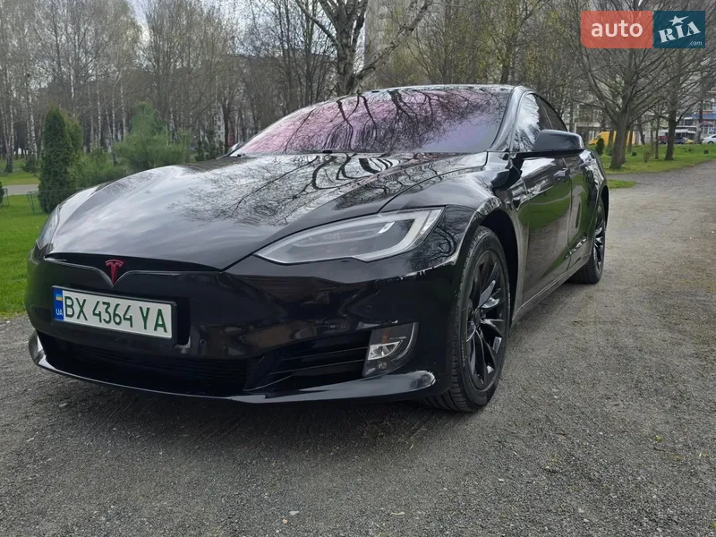 Tesla Model S 2017