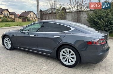 Лифтбек Tesla Model S 2018 в Ровно