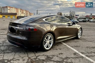 Лифтбек Tesla Model S 2013 в Ирпене
