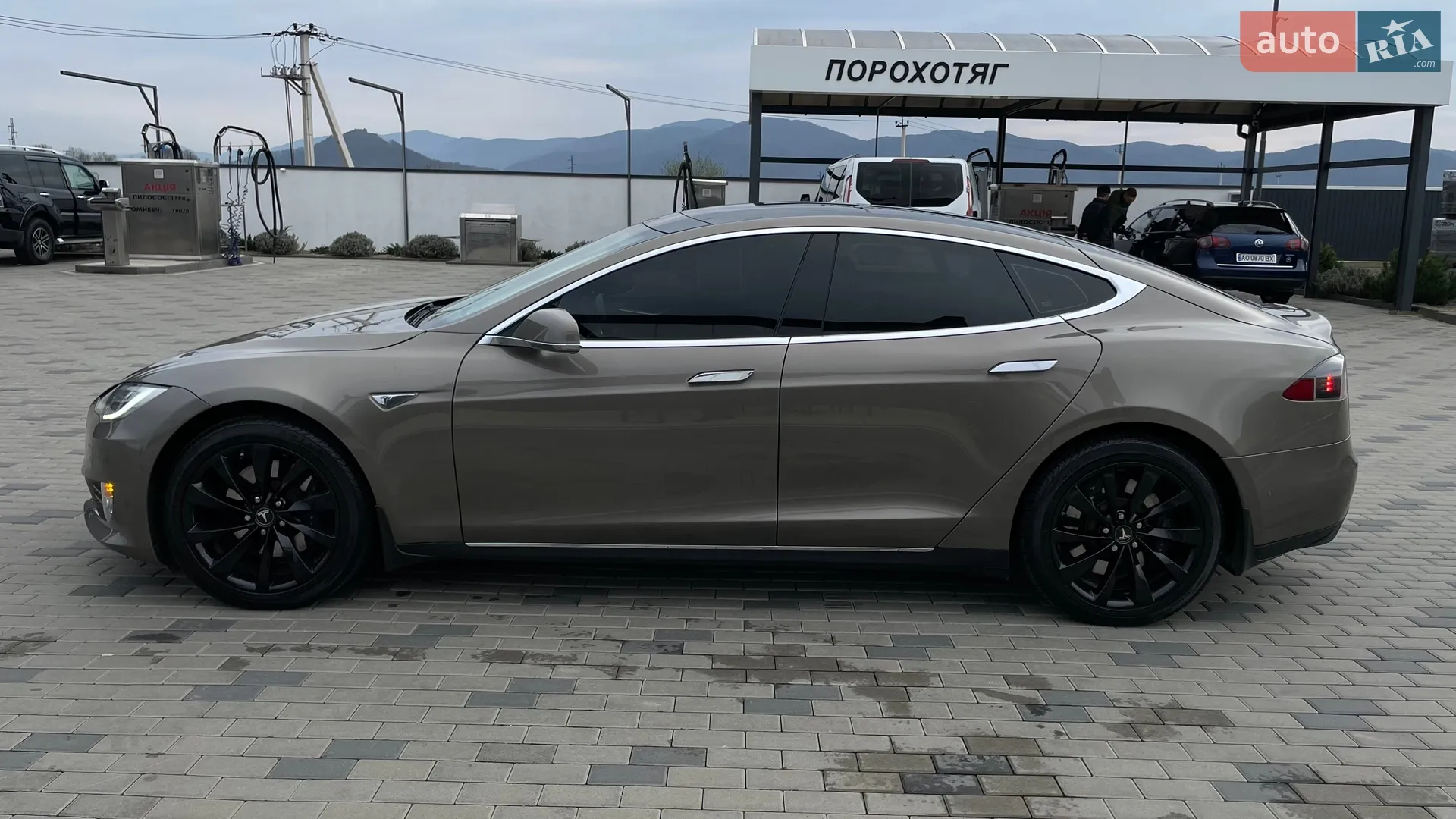 2016 Tesla Model S - мініатюра 4