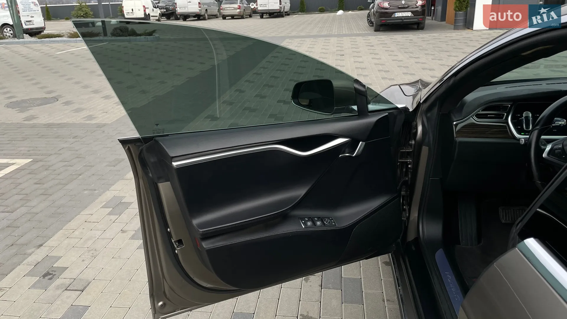 2016 Tesla Model S - мініатюра 16