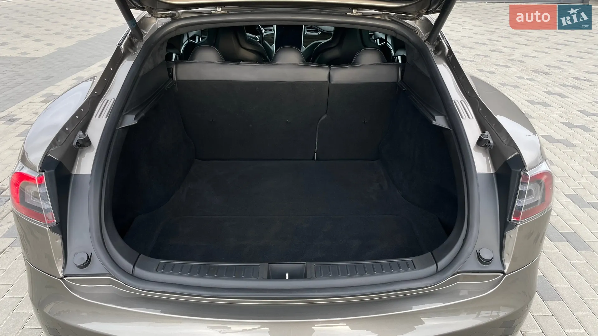 2016 Tesla Model S - мініатюра 36