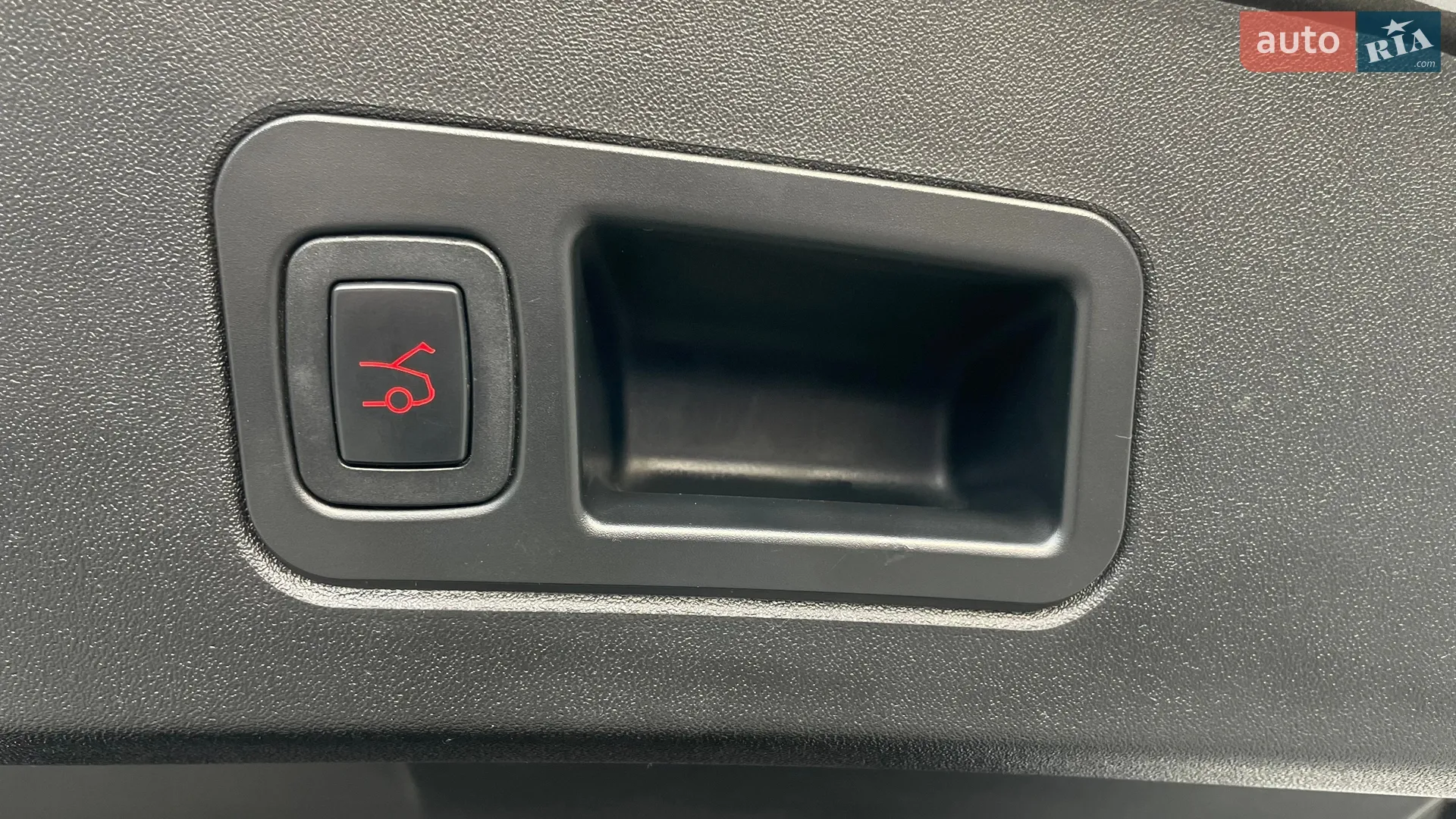 2016 Tesla Model S - мініатюра 44