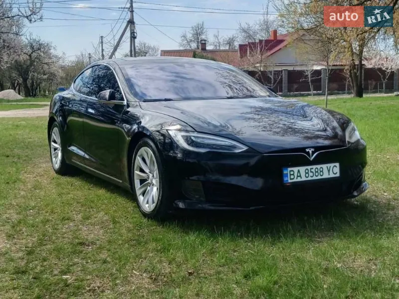 Tesla Model S