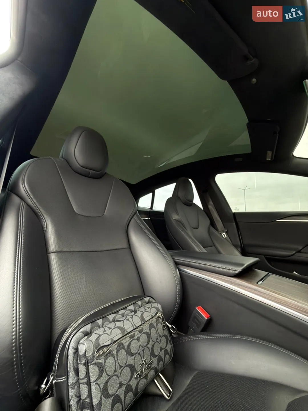 2021 Tesla Model S - мініатюра 8