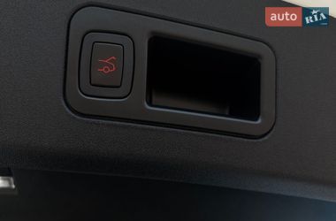 Лифтбек Tesla Model S 2014 в Житомире
