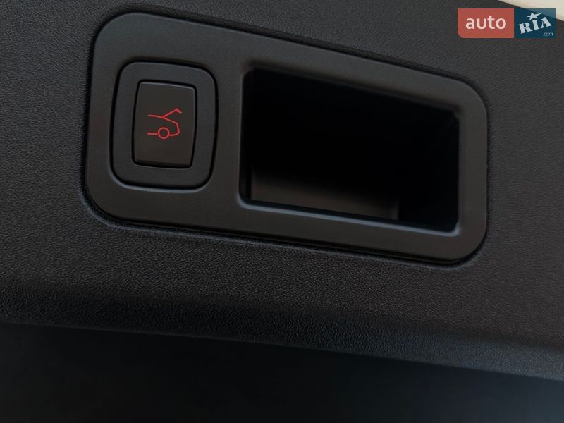 Лифтбек Tesla Model S 2014 в Житомире