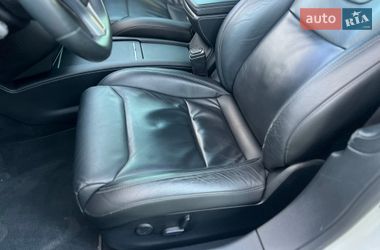 Ліфтбек Tesla Model S 2017 в Одесі